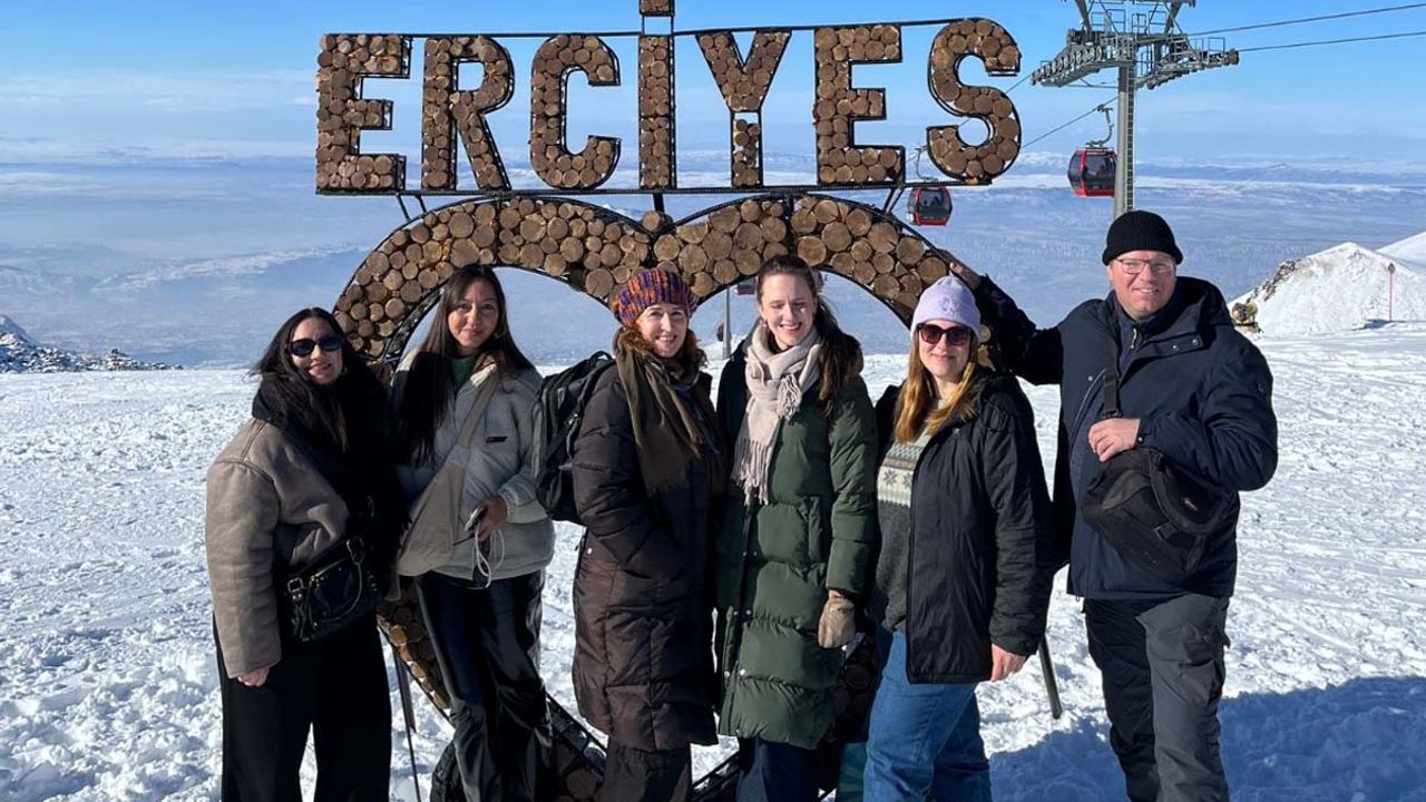 Erciyes'in misafirleri bu kez Avrupalı gazeteciler oldu! Bakın ne için geldiler