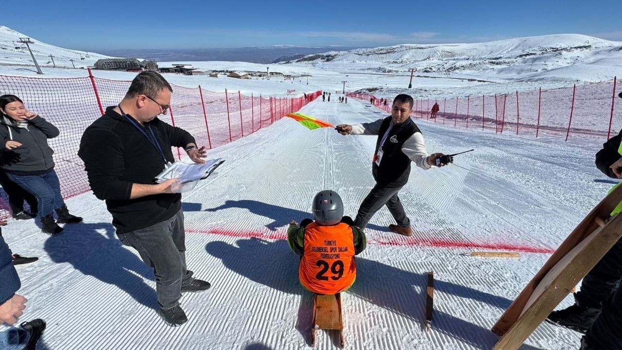 Erciyes’te kızak heyecanı! Şampiyonlar belli oldu
