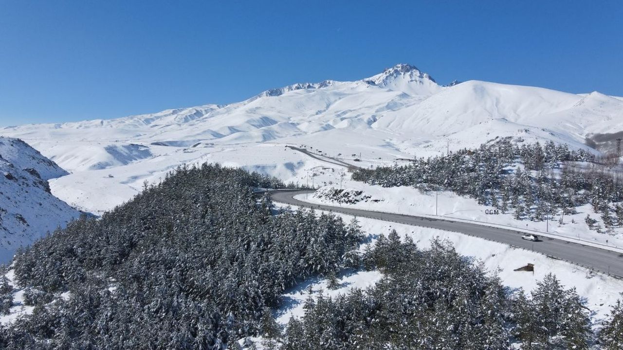 Erciyes’teki şampiyona Kayseri’nin doğa harikasını ortaya çıkardı