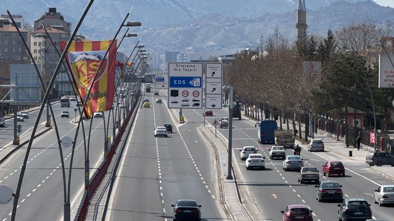 Kayseri'de o partiden EDS tepkisi: Ücret tuzakları kuruyorlar!