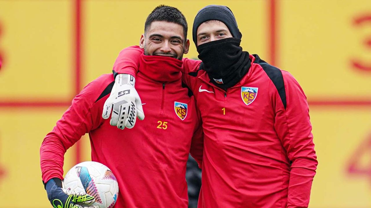 Kayserispor'da yedikleri içtikleri ayrı gitmiyor! İşte ilginç benzerlik