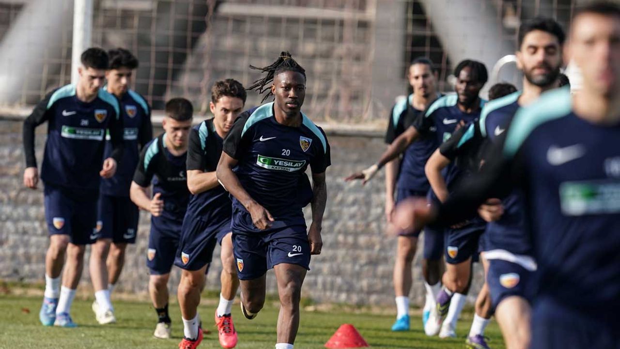 Kayserispor'da Gaziantep maçı öncesi 6 futbolcu kadroda yok