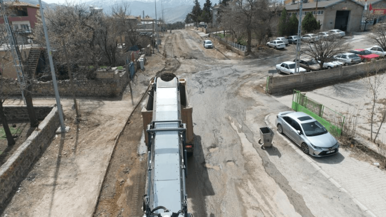 Kayseri'de trafiğe nefes aldıracak çalışma! Ulaşım altyapısı güçleniyor!