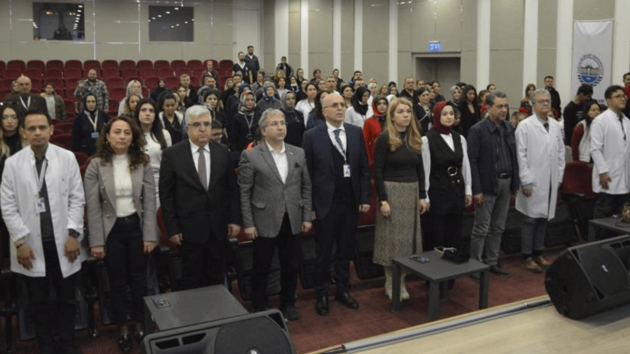 Kayseri Şehir Hastanesi’nde Down Sendromu çocuklar eğlenceye doydu!