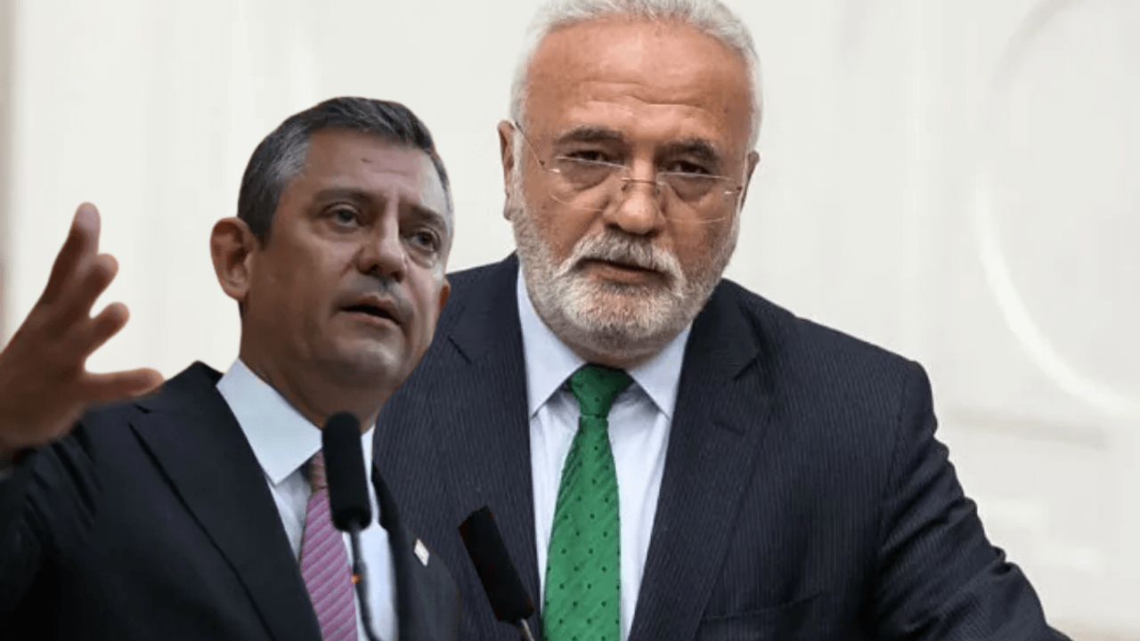 Boykot çağrısının ardından Mustafa Elitaş Espressolab’ta kahve içerken poz verdi!