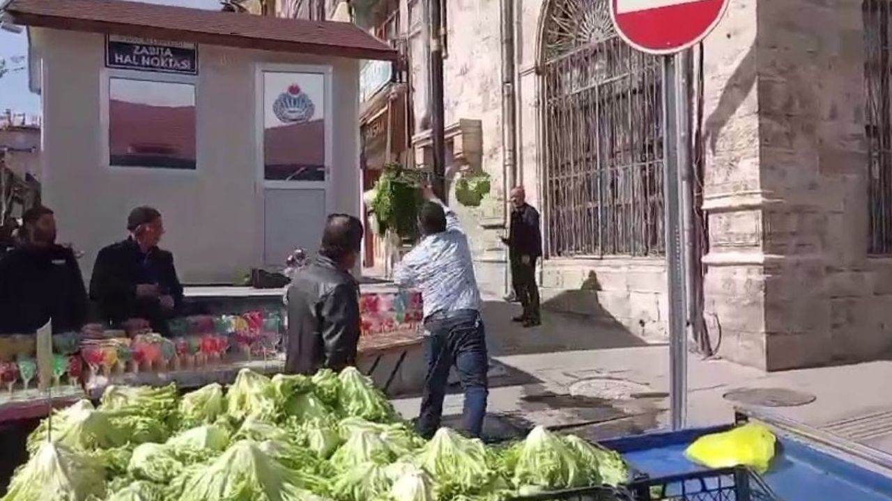 Marulları fırlatarak zabıtayı protesto etmişti! Bakın gerçek ne çıktı?