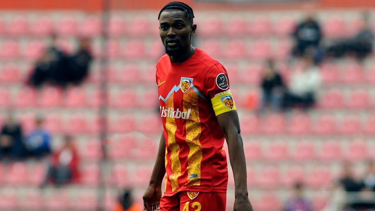 Kayserispor'un eski yıldızı Mensah, Kayserispor ve Beşiktaş günlerini anlattı