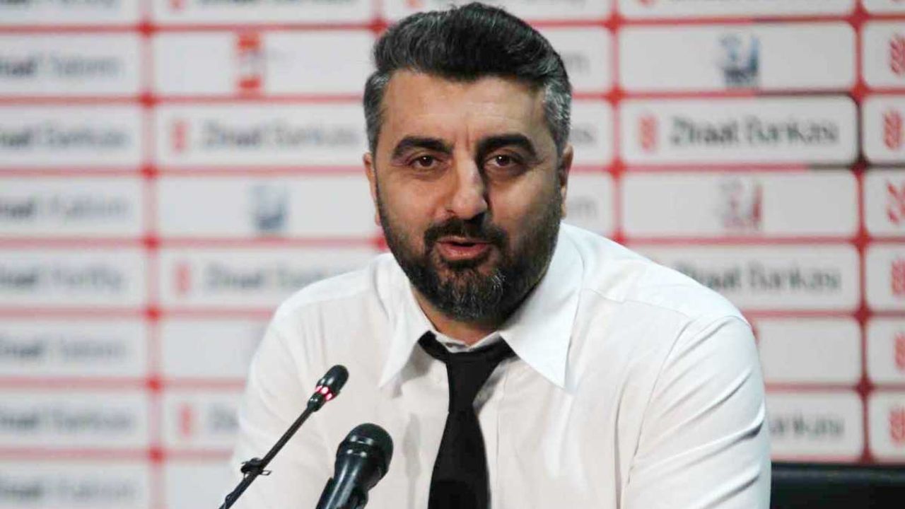Kayserispor’un eski hocası Sinan Kaloğlu şampiyonluk favorisini açıkladı