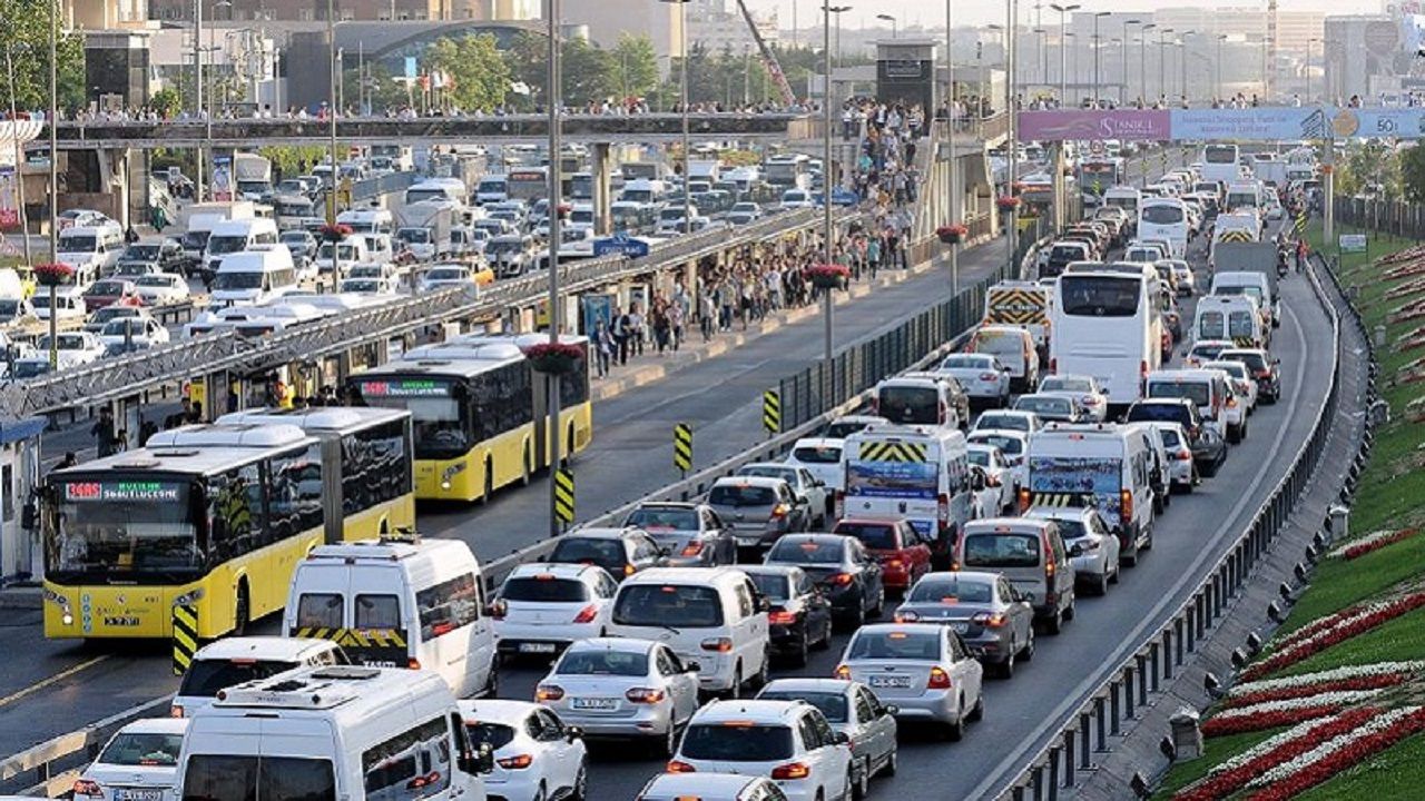 Trafikte yeni dönem: Neredeyse 200 bin liraya yakın cezası var