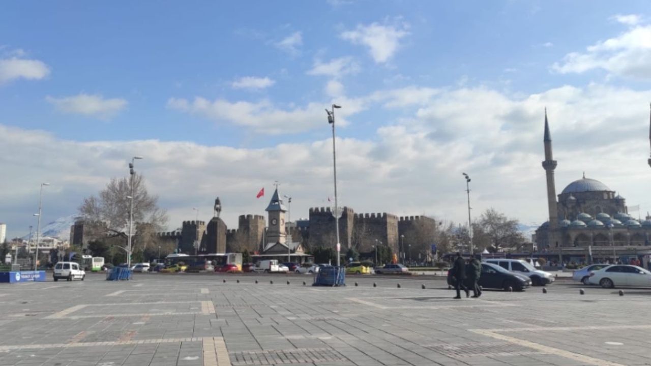 Meteoroloji'den müjde: Kar gitti bahar geldi!