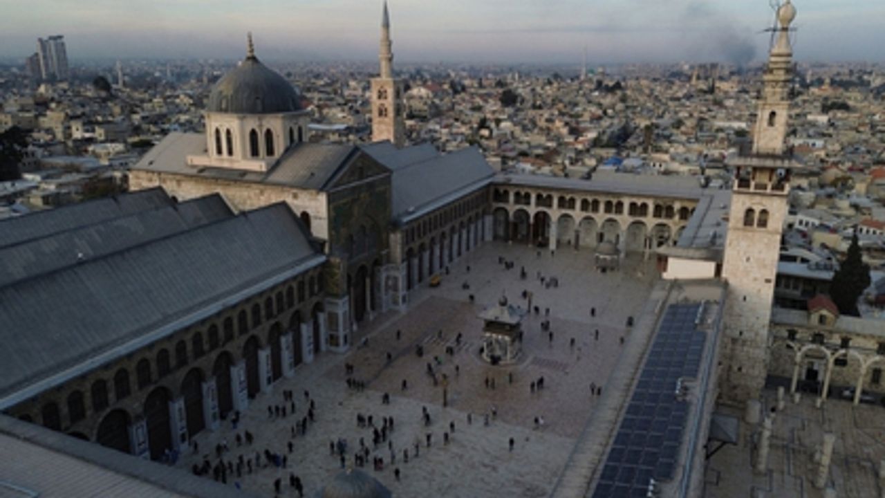 İş hayatında İslam’ın yeri: Çalışana ücretini teri kurumadan verin! 25 Nisan Cuma Hutbesi