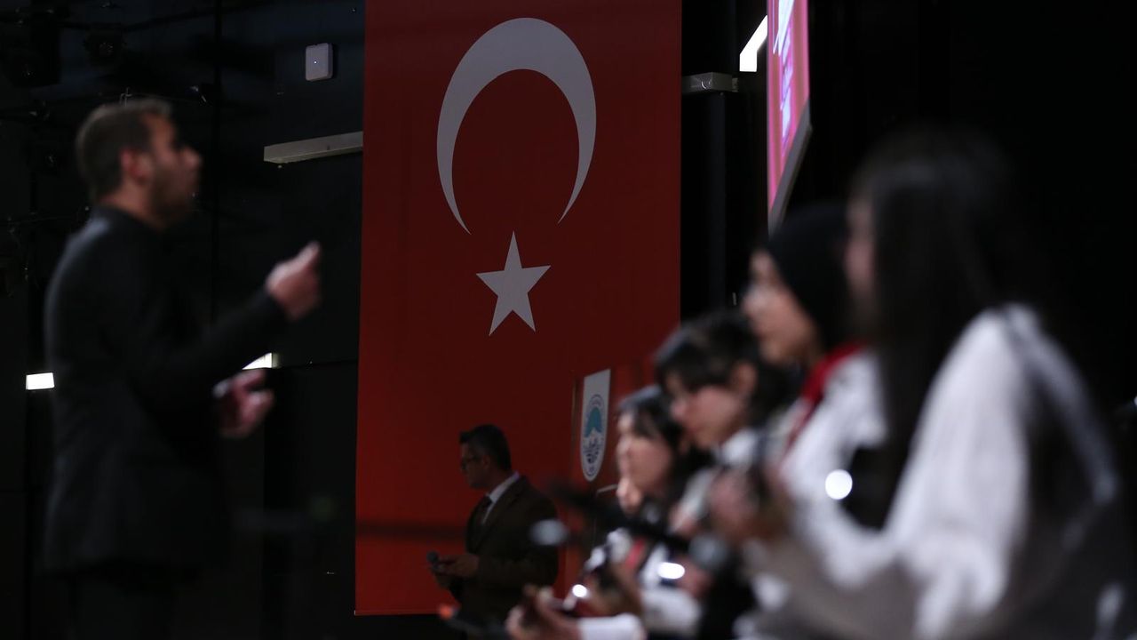 Genç KAYMEK'ten unutulmaz program! Öğrenciler mest etti