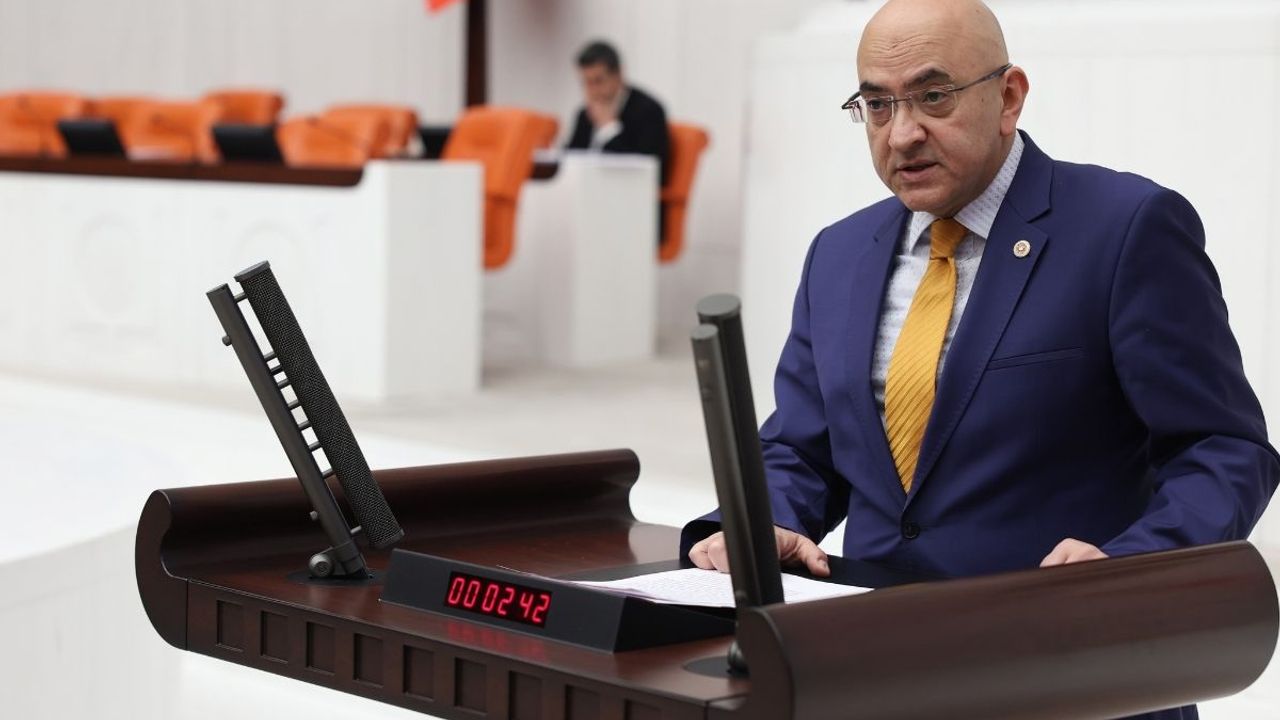 AK Parti Milletvekili Murat Cahid Cıngı vatandaşları Kayseri'deki o mekana davet etti!