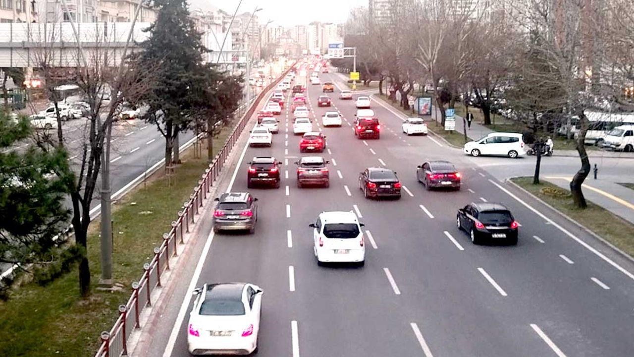 Türkiye genelinde otomobil satışlarında düşüş yaşanıyor!