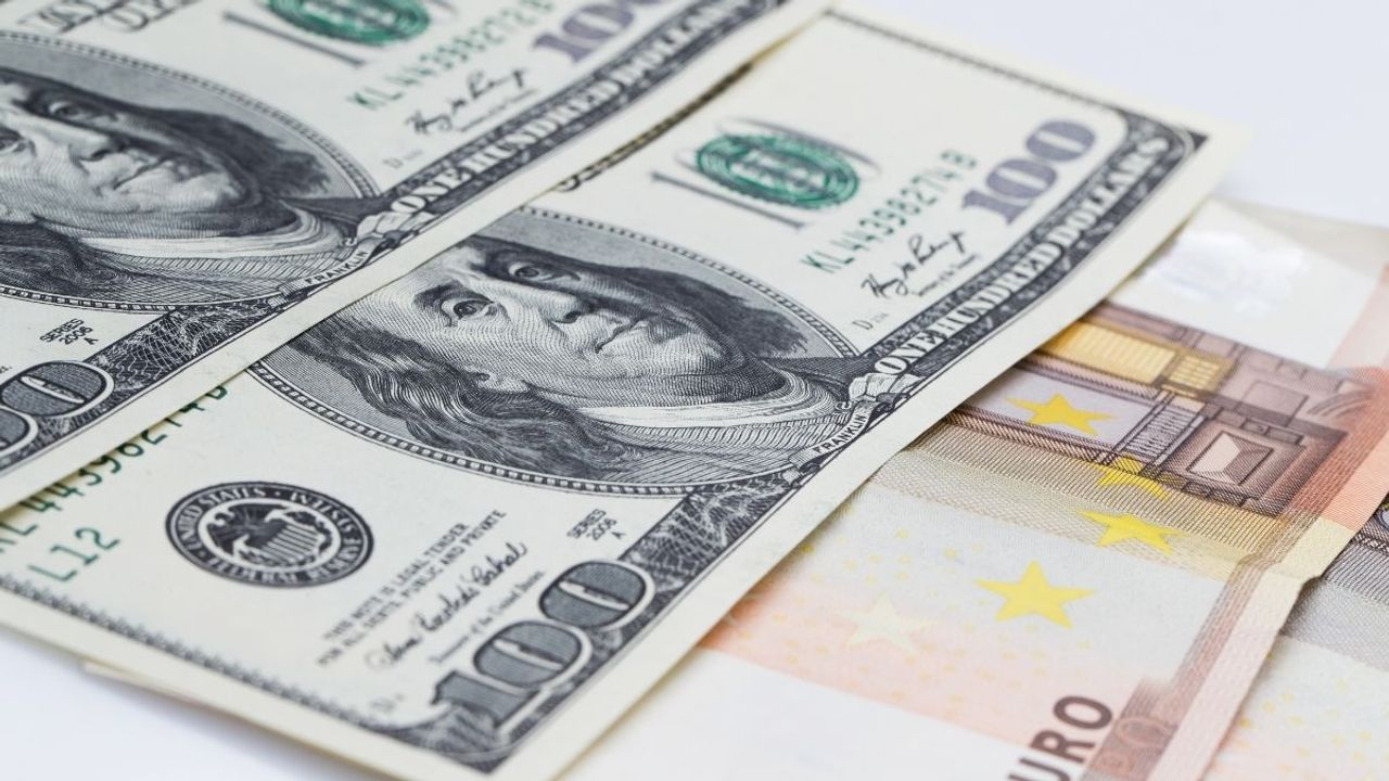 Dolar ve Euro sahipleri dikkat! Uzmanı uyarılarını sıraladı