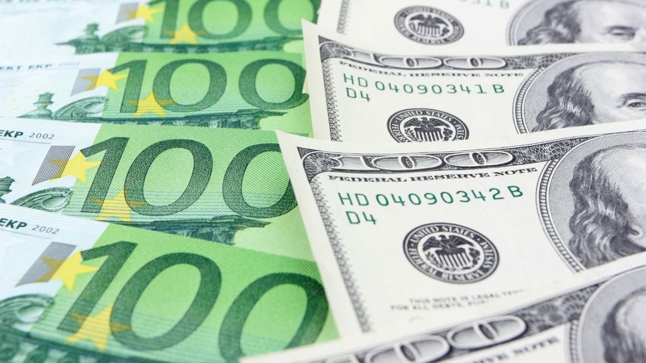 Dolar ve Euro haftayı nasıl kapattı? Uzmanından uyarılar geldi