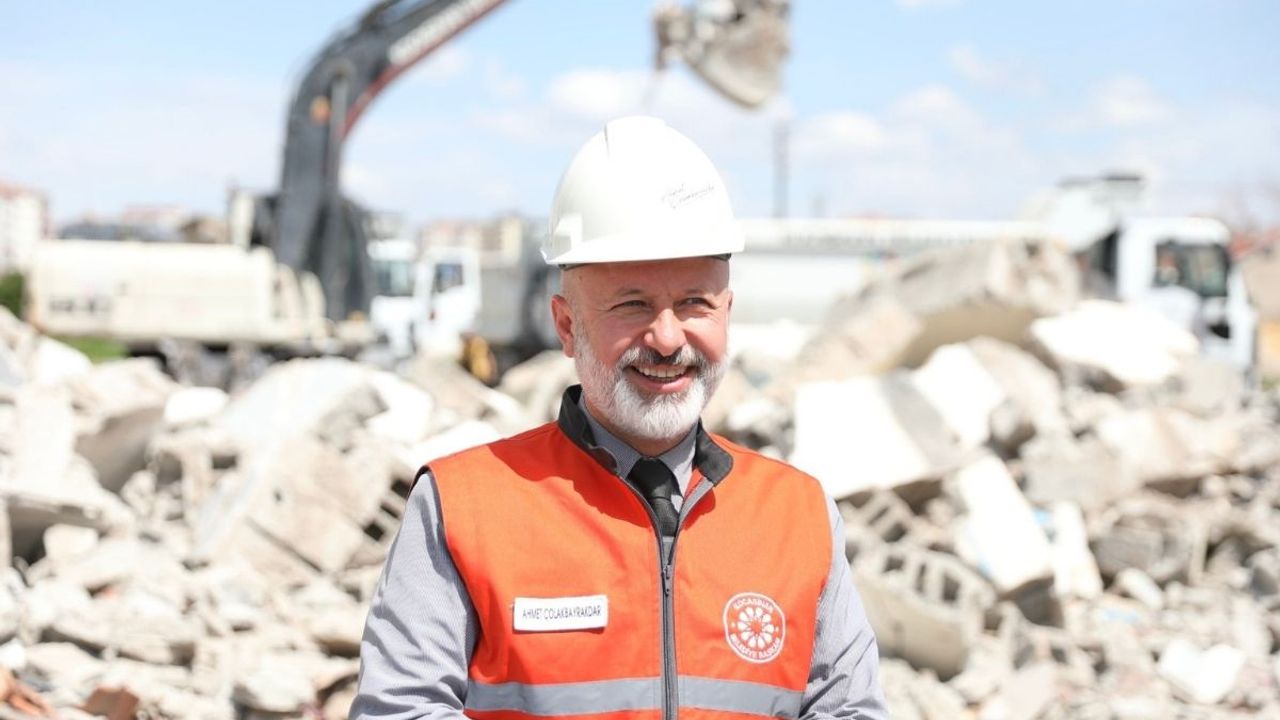 Kocasinan Belediye Başkanı Ahmet Çolakbayrakdar müjdeyi verdi!