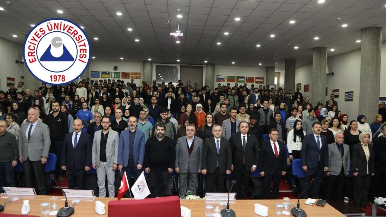 Kayseri Erciyes Üniversitesi'nde çarpıcı Suriye paneli!