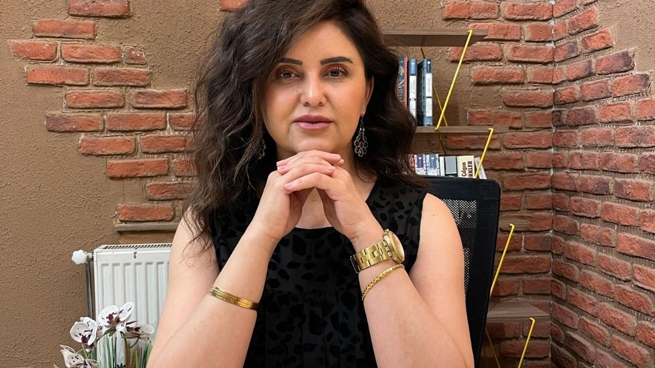 Psikolog Hanife Topcam: Yalnızlık  tercih edildiği zaman mutluluk getirir!