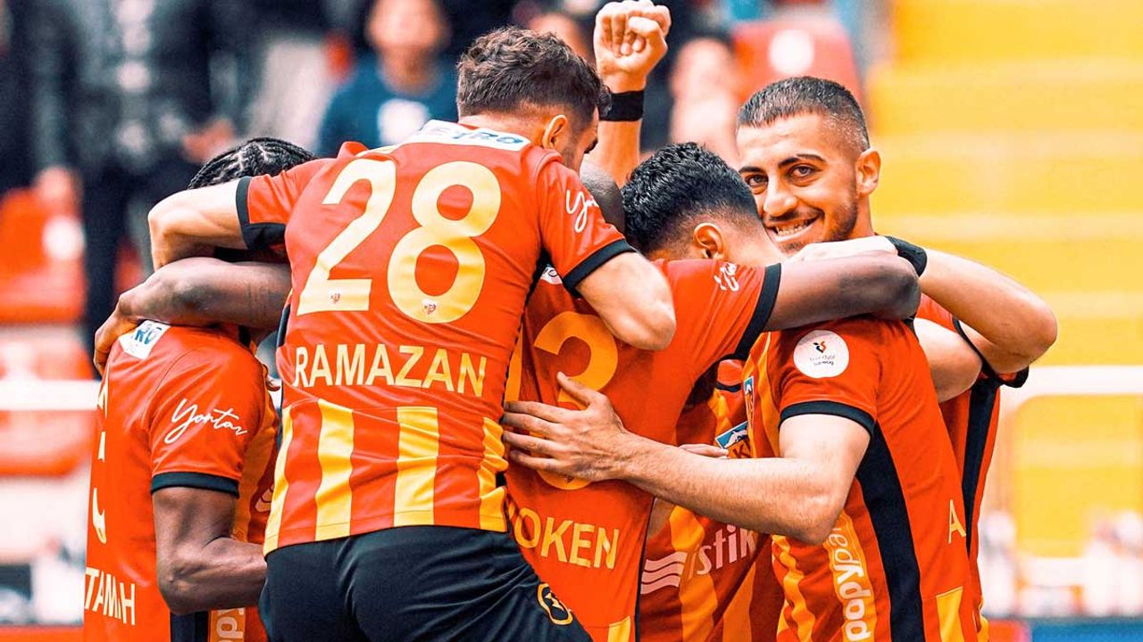 Kayserispor’un yeni transferi o isim oldu! Jakirovic ile yeniden doğdu!
