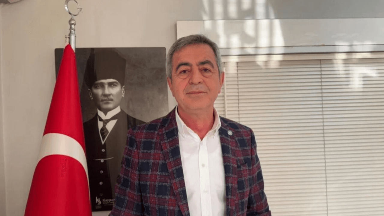 İYİ Partili Kazım Yücel’den Kayseri’de reklam panolarının kiralanmasına tepki!