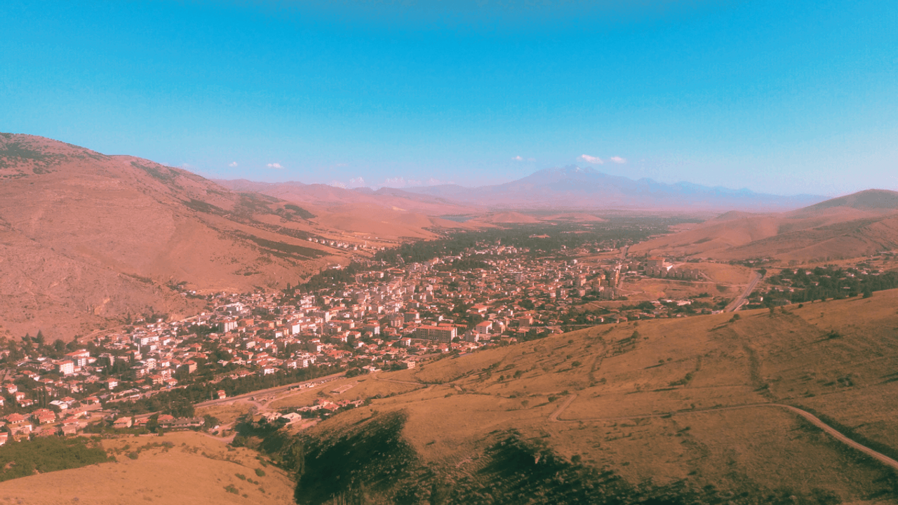 Yahyalı’da büyük ihale! Satışa çıkan arazinin bedeli dudak uçuklattı!