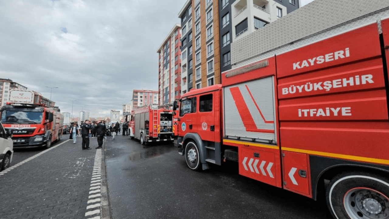 Kayseri’de akü şarjı iş yerini küle çevirdi!