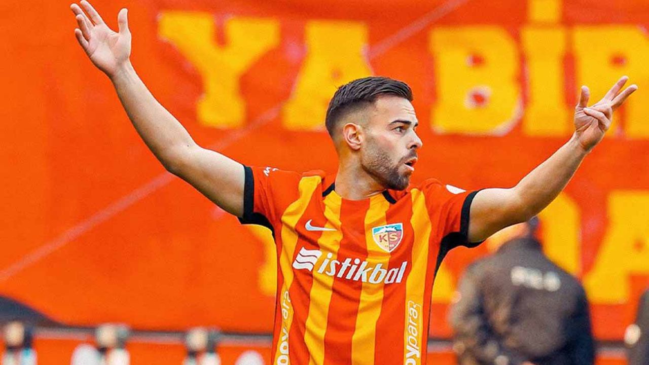 Kayserispor - Kasımpaşa maçının ilk yarısı sona erdi!