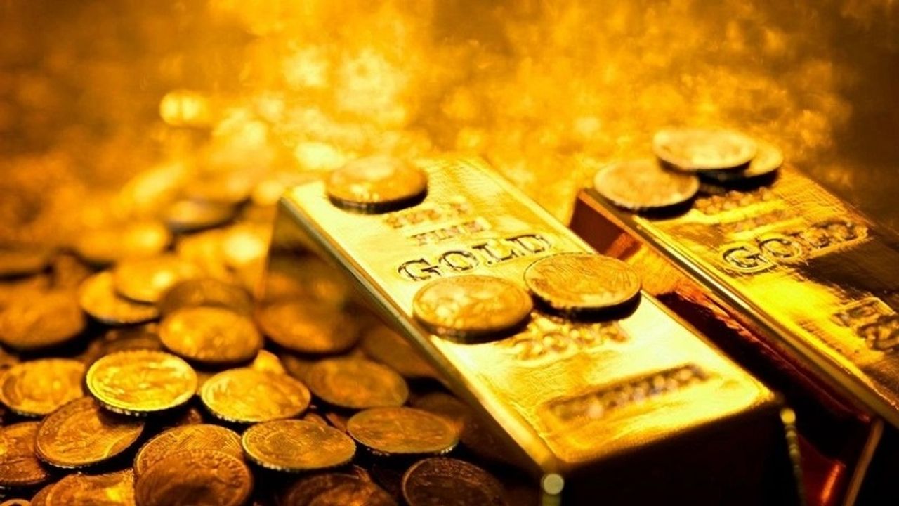 Altını olan dikkat: Altın alıp satanlar yıl sonu gramın kaç lira olacağını açıkladı