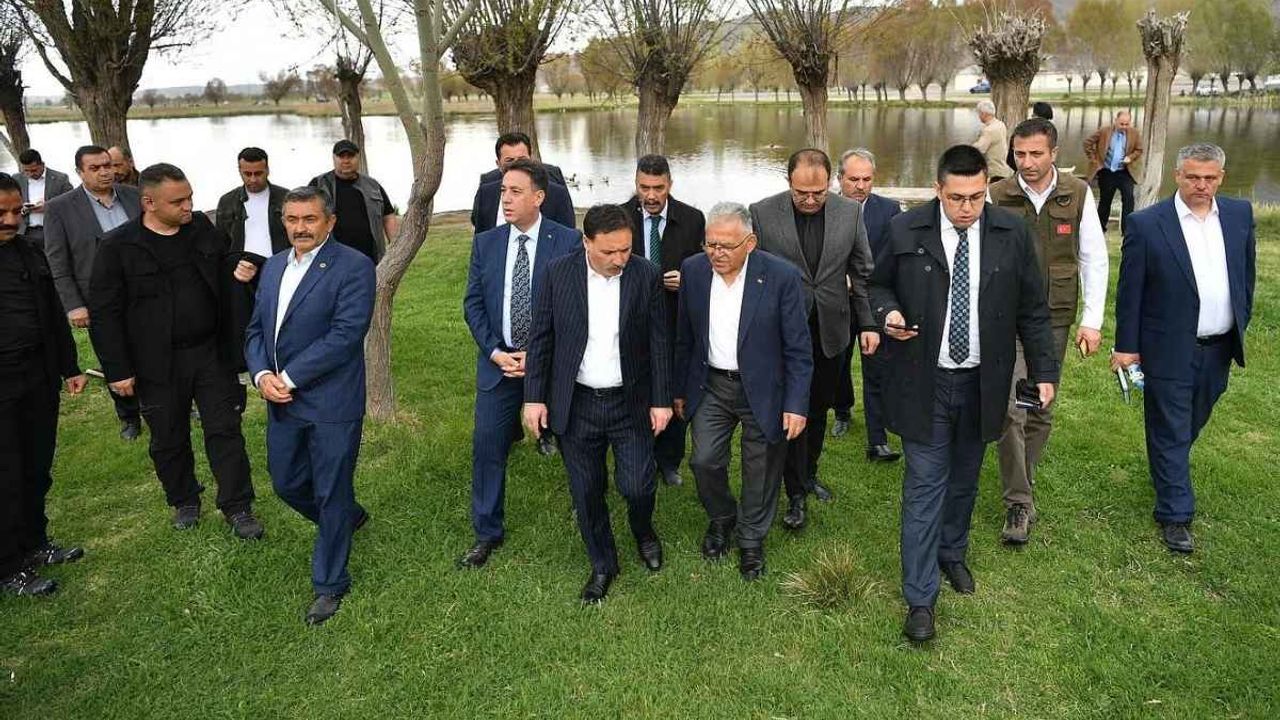 Vali Gökmen Çiçek ve Başkan Büyükkılıç sahaya indi! İlçe ilçe geziyorlar