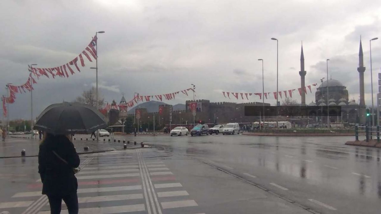 Meteoroloji'den Kayseri'de kuvvetli yağış uyarısı: Şemsiyesiz yakalanmayın!