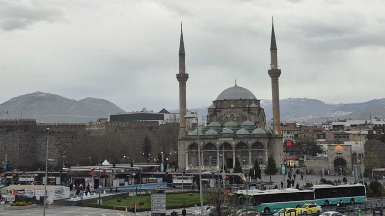 Kayseri'de elektrik kesintisi yaşanacak yerler belli oldu! 10 Nisan 2025