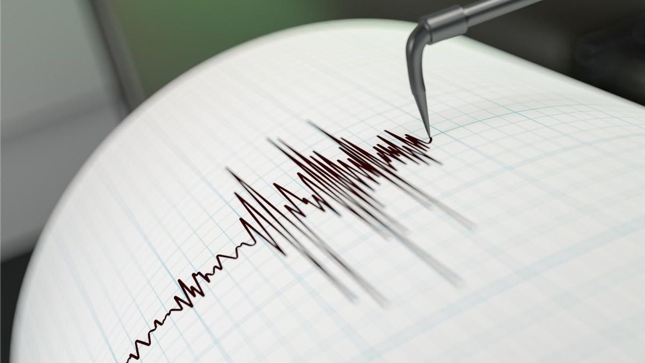 AFAD duyurdu: 4.2 büyüklüğünde korkutan deprem!