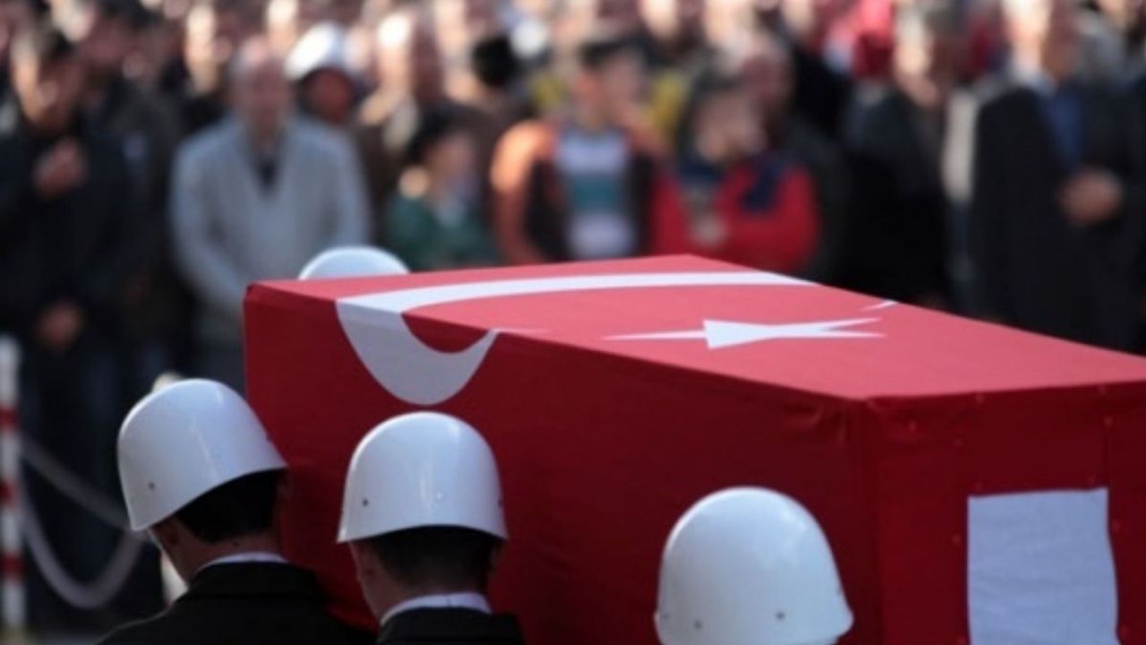 Kocasinan Belediye Başkanı Ahmet Çolakbayrakdar: Vatan uğruna canlarını feda eden aziz şehitlerimizi rahmetle anıyorum!