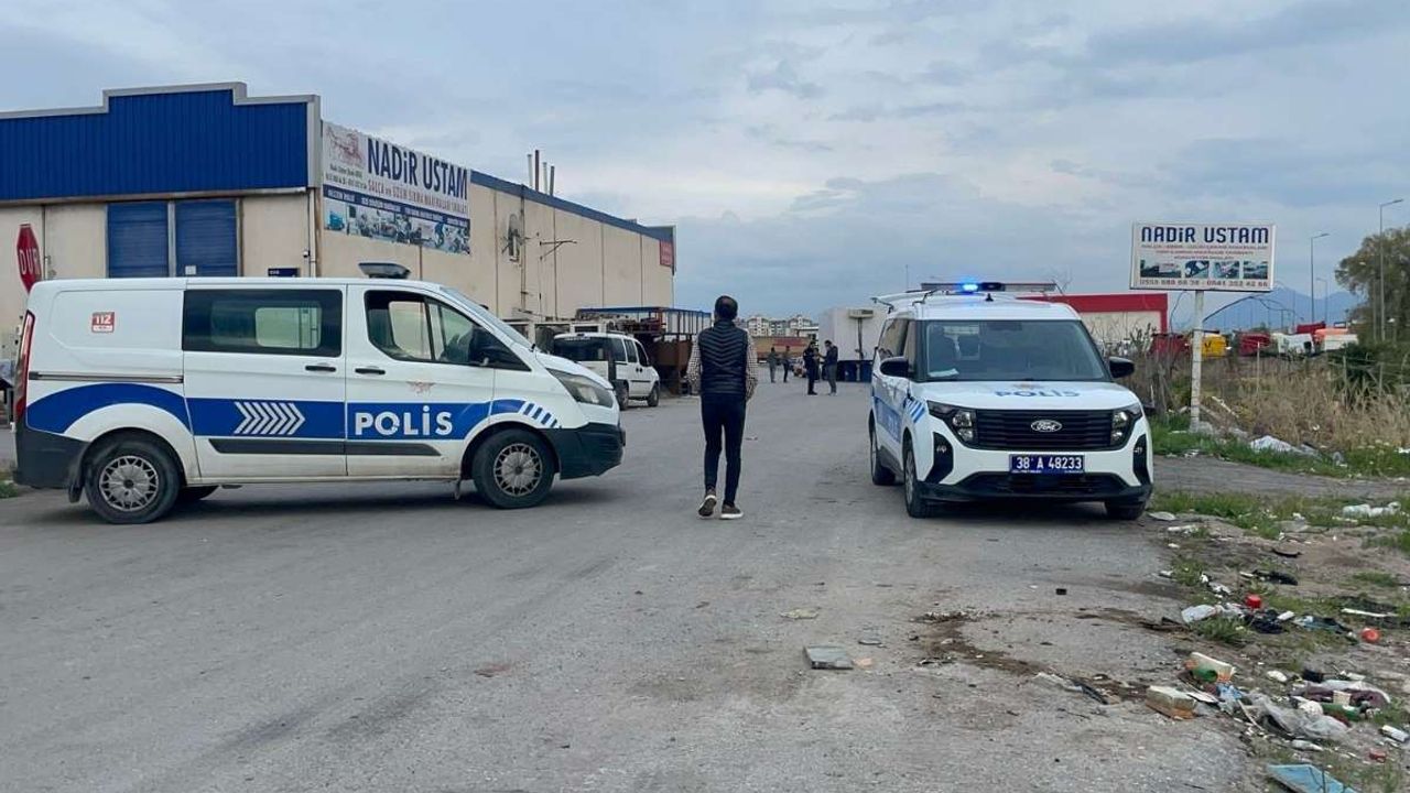 Kayseri'de silahlı kavga! Bir kişi av tüfeği ile vuruldu