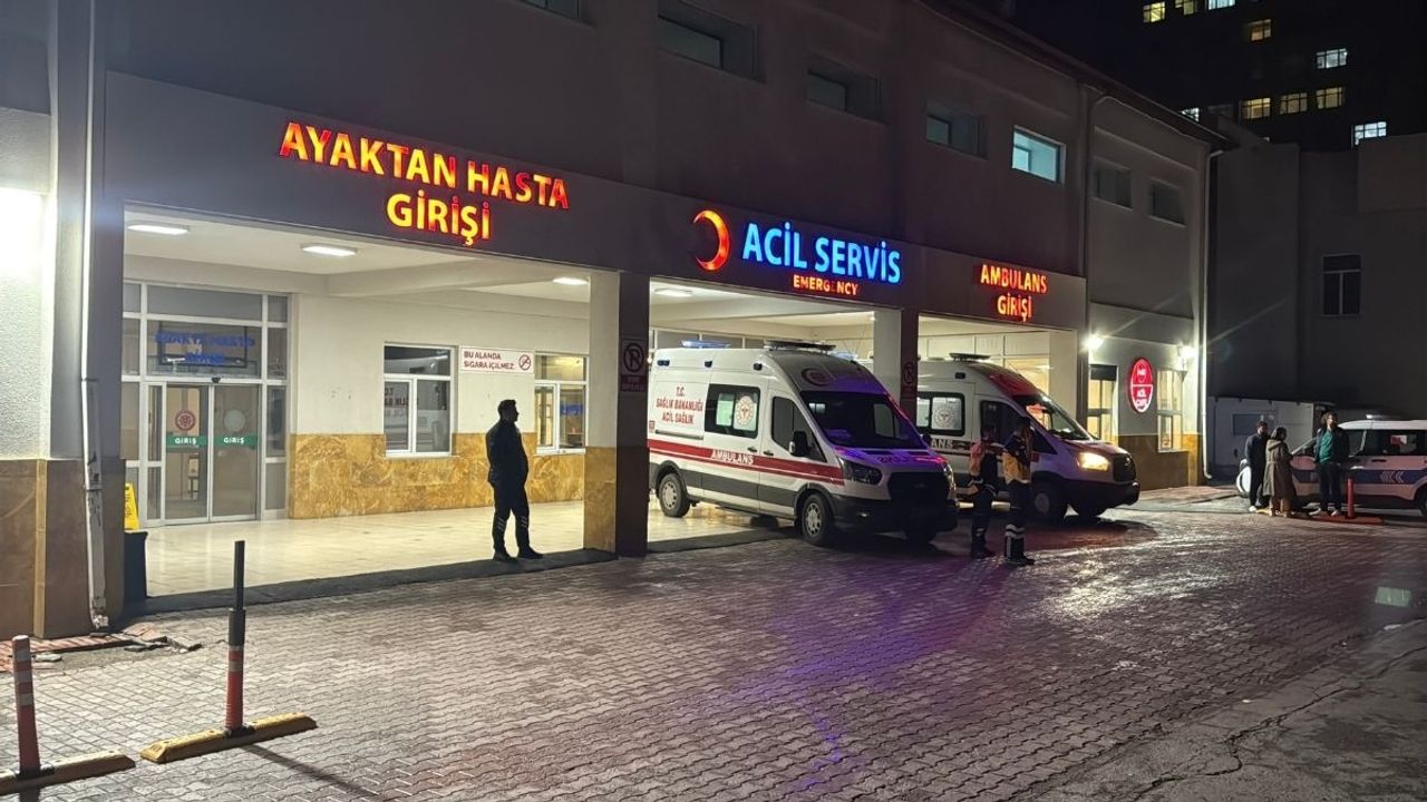 Öğrenci yurdunda gıda zehirlenmesi! Onlarca kişi hastaneye kaldırıldı
