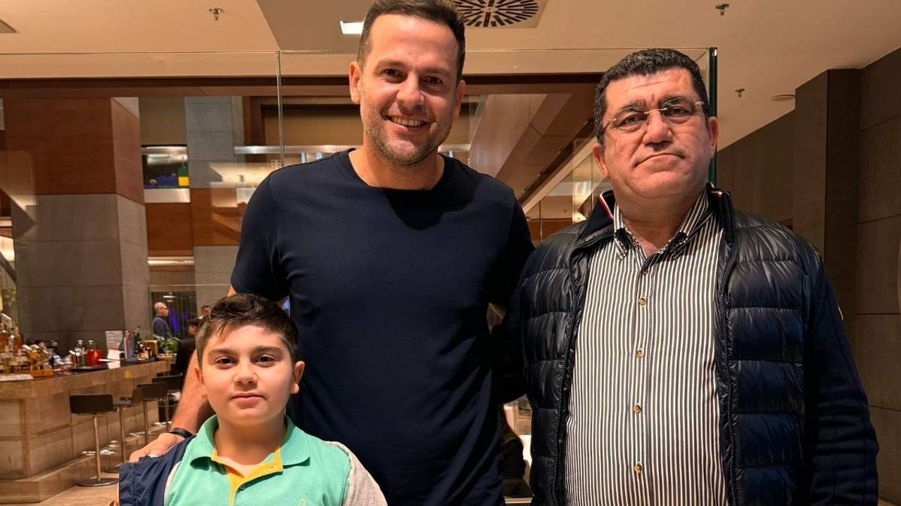 Kayserispor’a eski futbolcusu Bobô’dan İstanbul’da sürpriz ziyaret