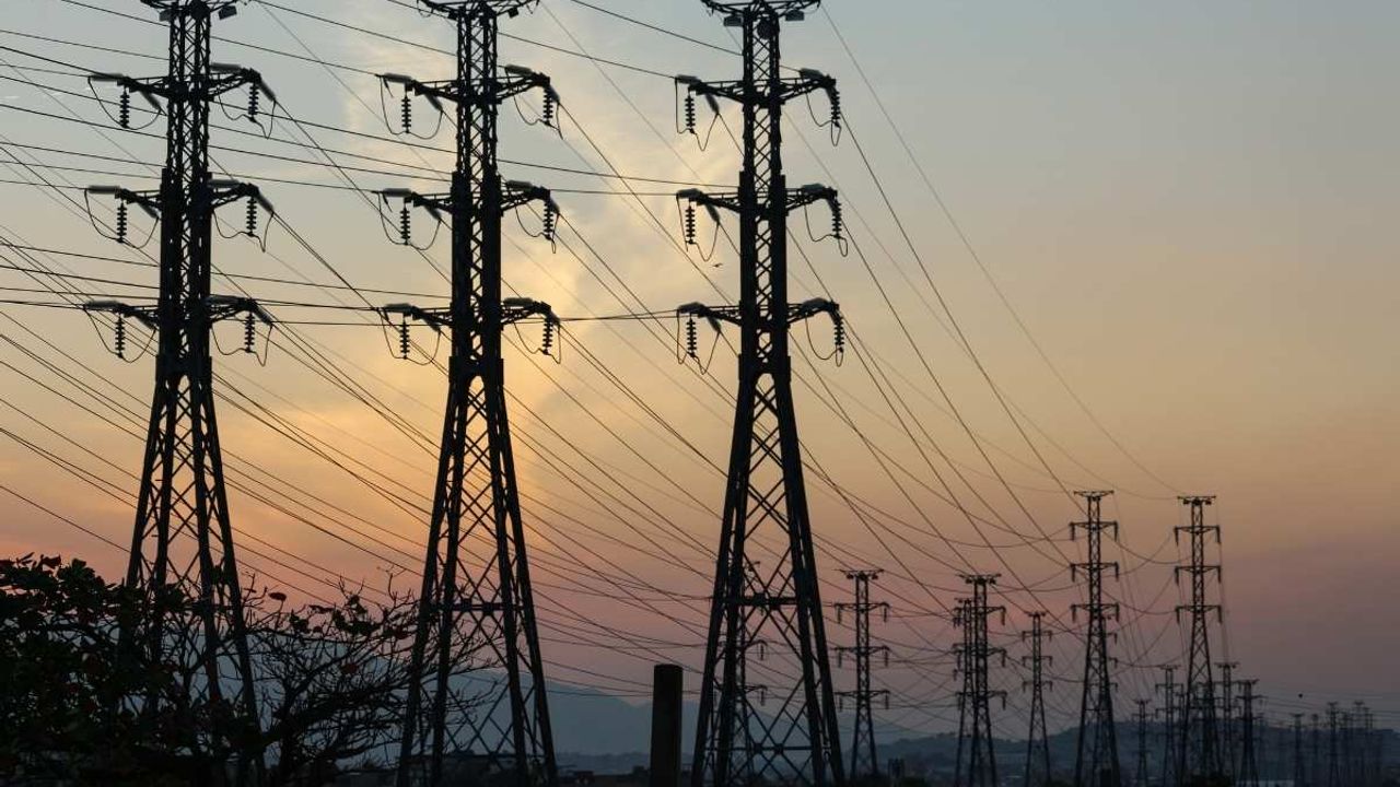 Kayserililer dikkat! Bir çok mahallede elektrik kesintisi yaşanacak!