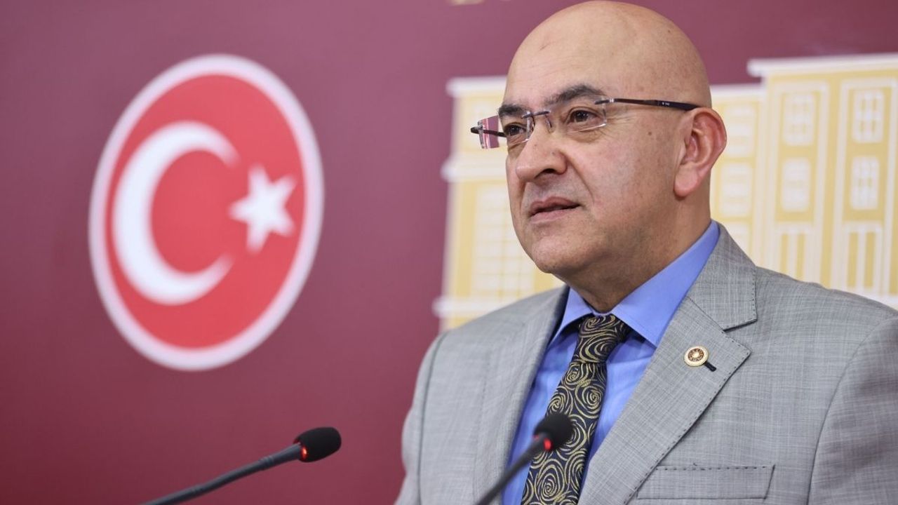 Kayseri AK Parti Milletvekili Murat Cahid Cıngı Mecliste basın toplantısı düzenledi!