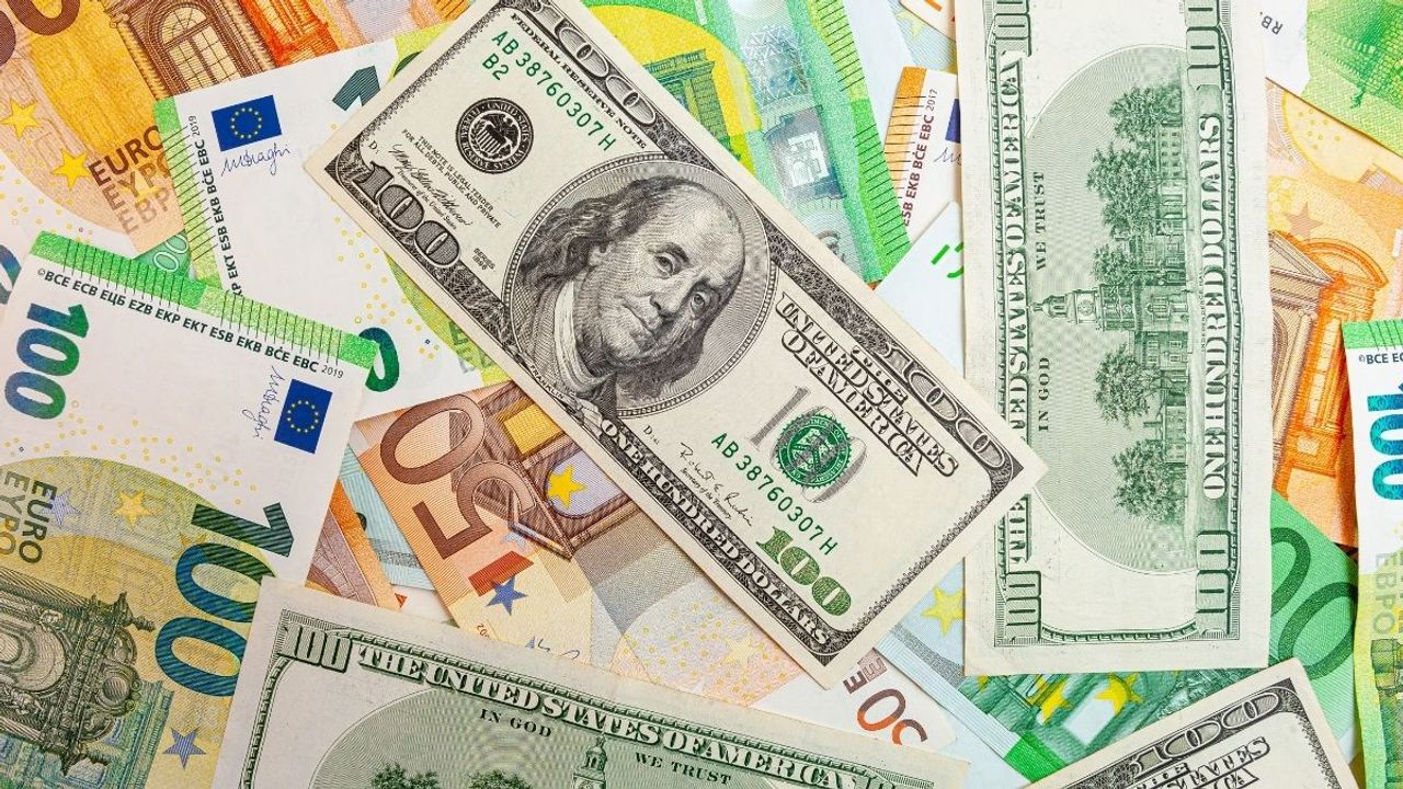 Dolar ve Euro'su olanlar dikkat! Uzmanından yatırımcılara uyarı geldi