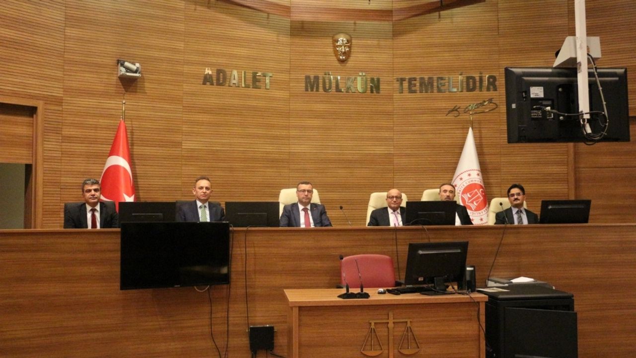 Resmi Gazete'de yayımlandı: O listede Kayseri'den tam 35 isim var!