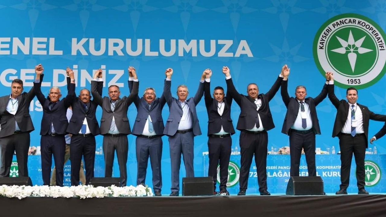 Kayseri Pancar Ekicileri Kooperatifinde Hüseyin Akay güven tazeledi
