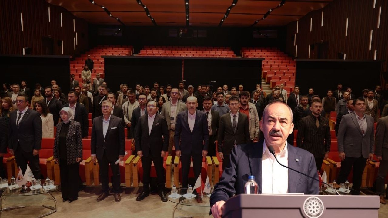 Bilim kurgu değil gerçek: Ömer Gülsoy'dan 'kaynak ayırmalıyız' çağrısı