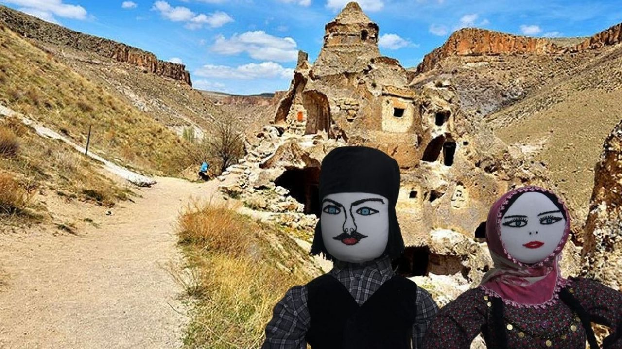 Kayseri'de insan boyunda dev bez bebekler! Turistlerin ilgi odağı oldu