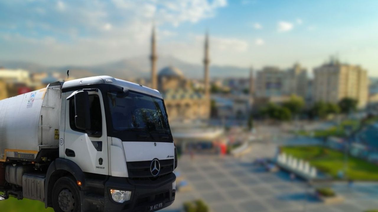 Kayseri'de o belediyenin bütçesinin 3'te biri çöpe gidiyor! Günlük 440 ton