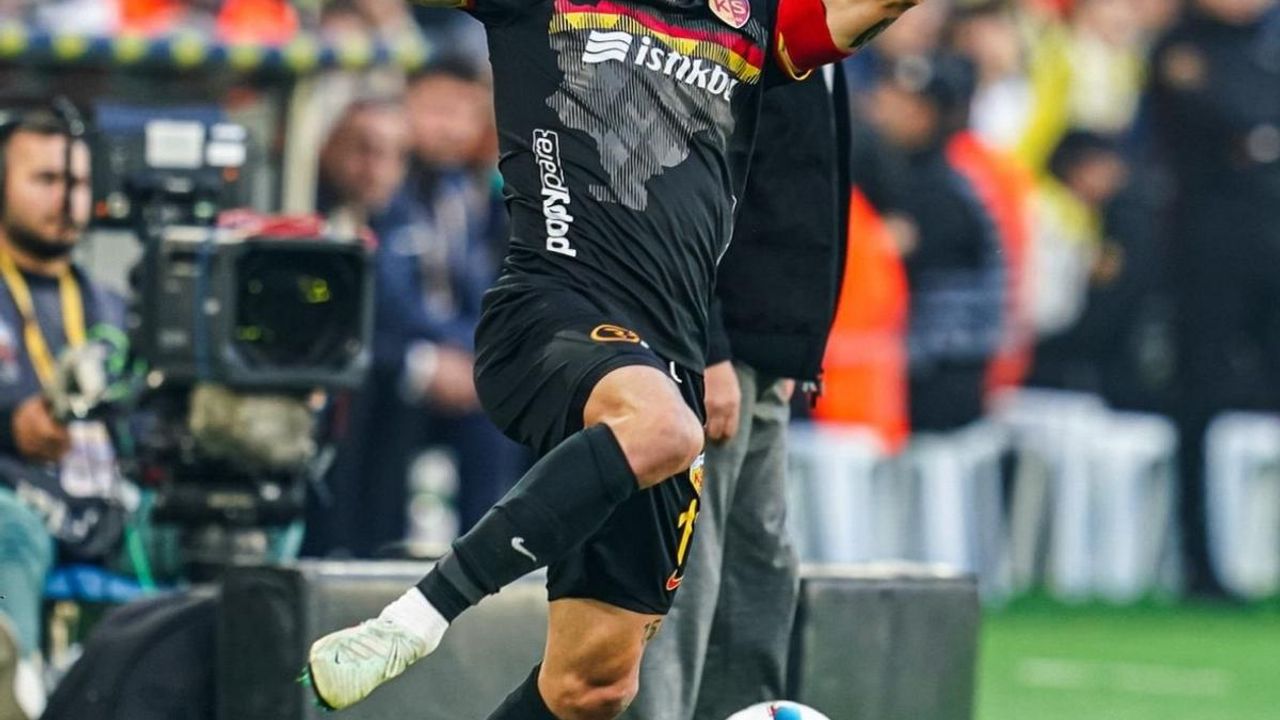 Kayserispor’lu futbolcu Avrupa’nın en iyisi oldu!