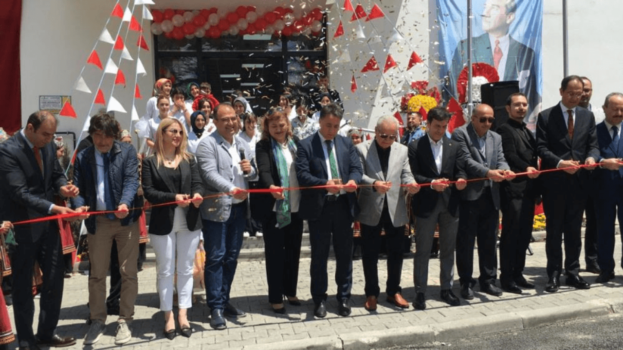 Kayseri'nin yeni sağlık merkezi coşkuyla açıldı!