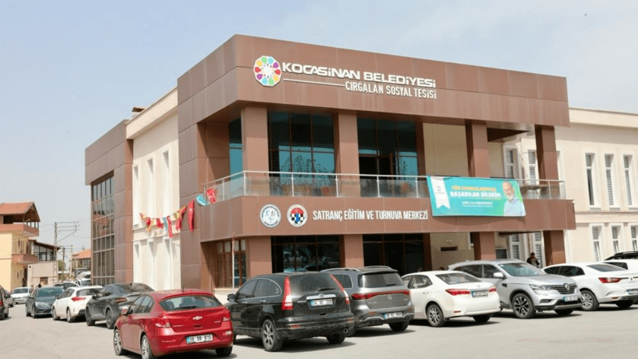 Satranç turnuvası Kayseri’de renkli geçti: Gençler kıyasıya yarıştı!