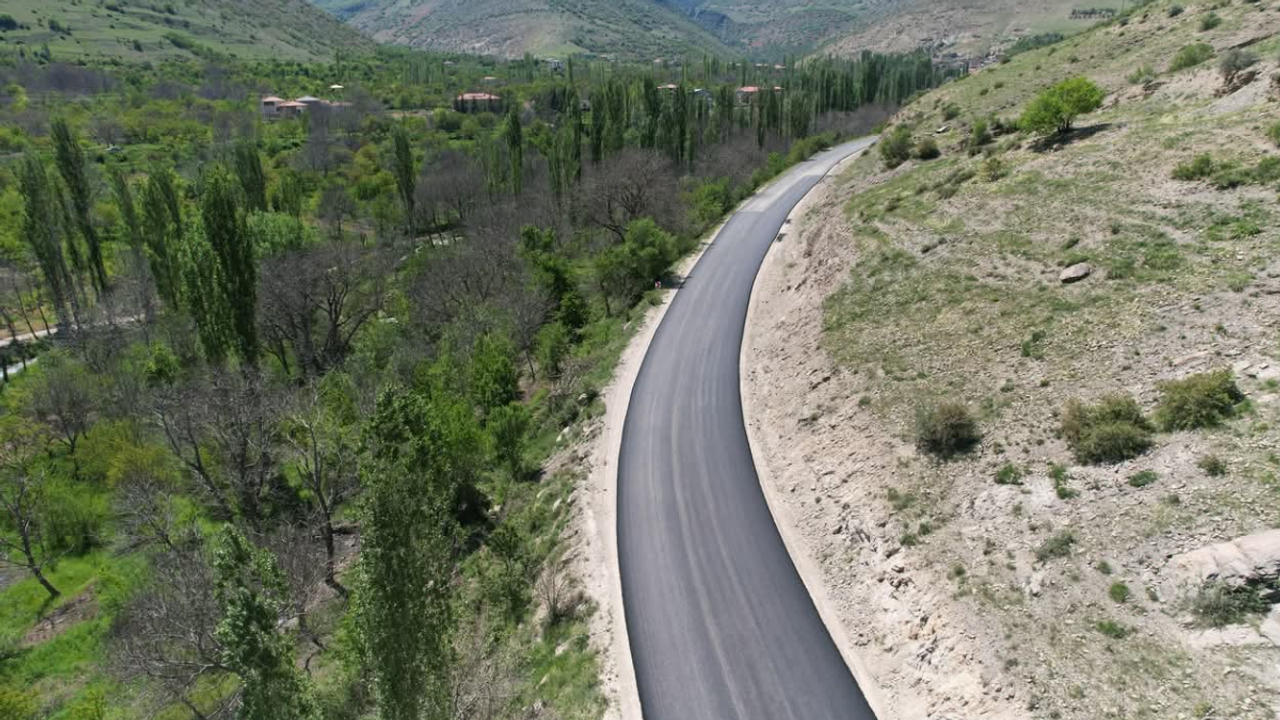 Kayseri’de üç mahallede büyük değişim! Bozuk yollar tarih oluyor