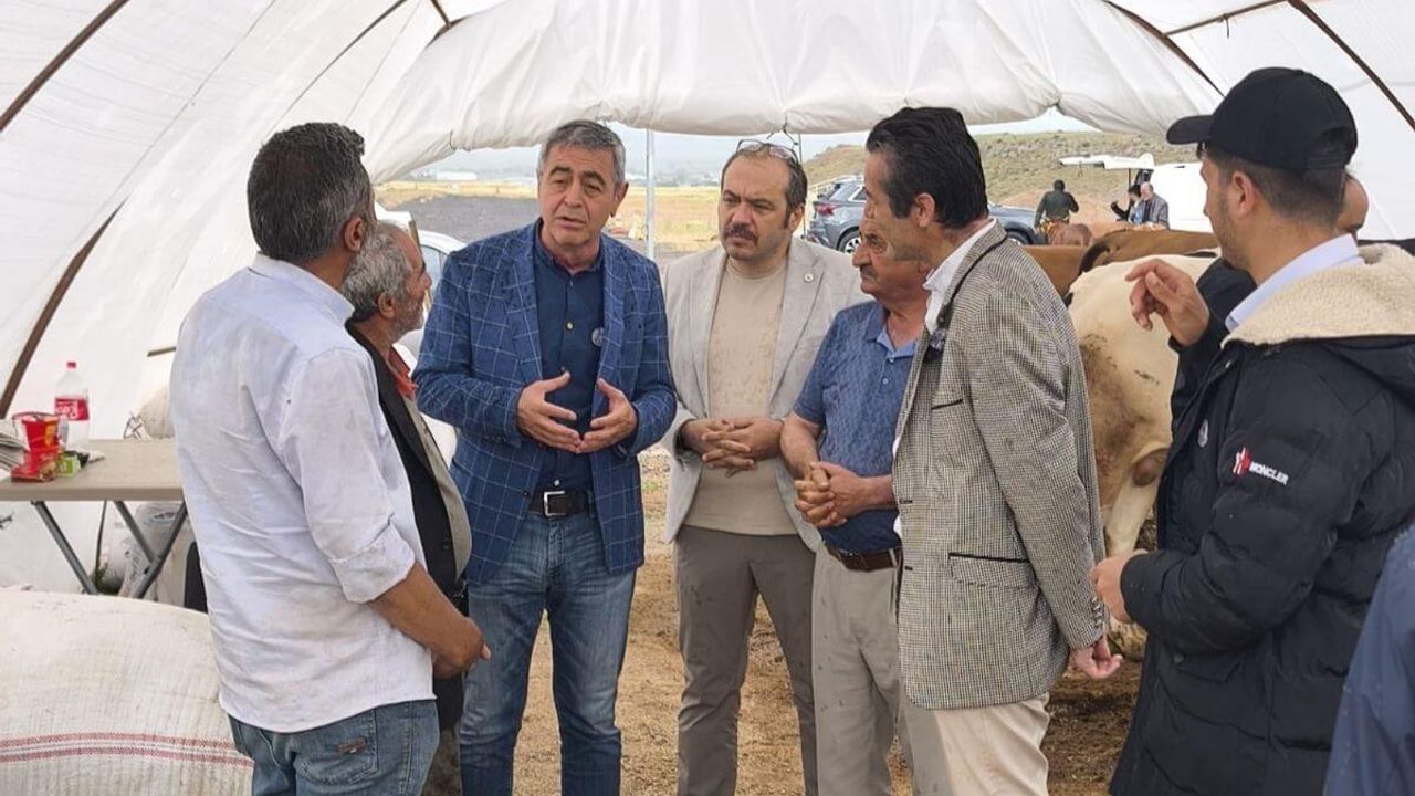 Kayseri'de ekonomik kriz kurban pazarlarını vurdu! İYİ Partili Yücel'den sert tepki